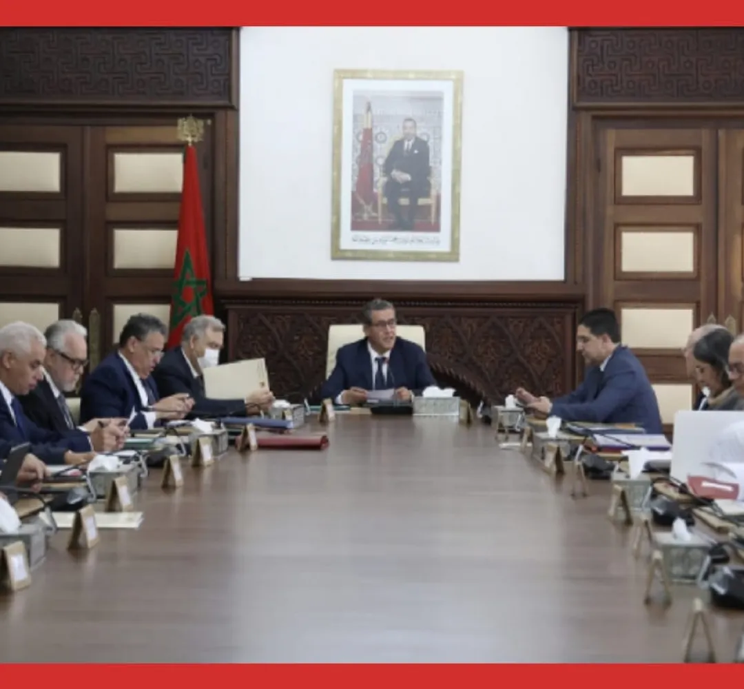 مجلس الحكومة يصادق على مشروع مرسوم يتعلق بالاستفادة من الدعم المباشر للنساء الأرامل في وضعية هشة الحاضنات لأطفالهن اليتامى