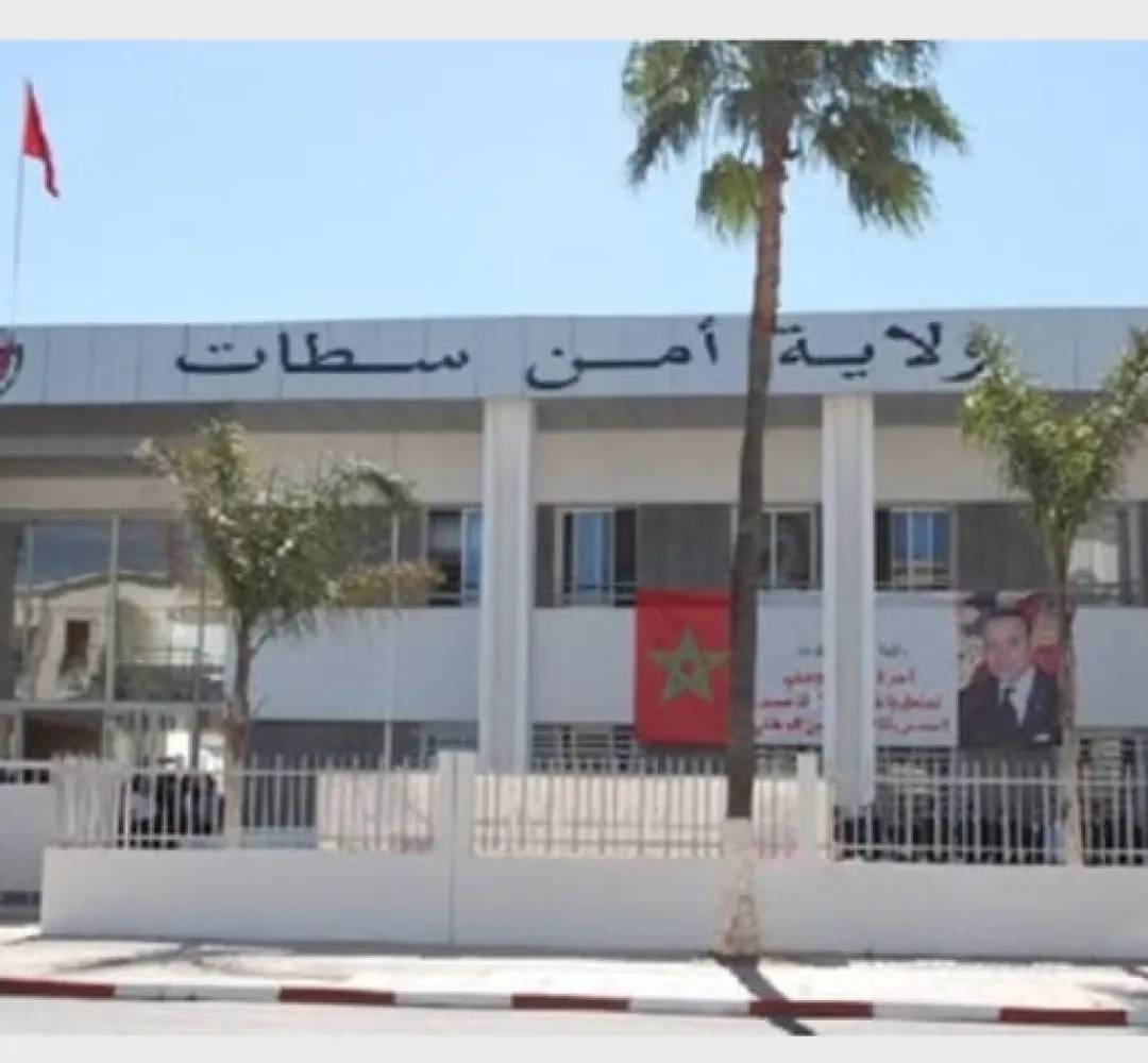 توقيف شخص يبلغ من العمر 42 سنة بولاية امن السطات للاشتباه في تورطه في تعريض ابنه القاصر للعنف الجسدي